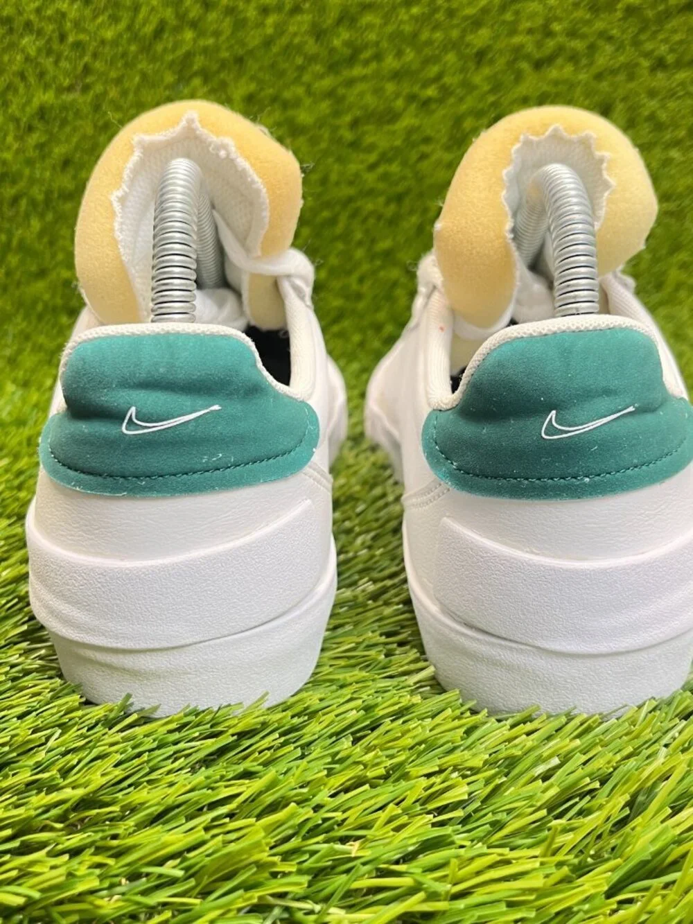 Nike Drop Type Premium Boys Size 6Y White Green Athletic Leather Shoes Sneakers